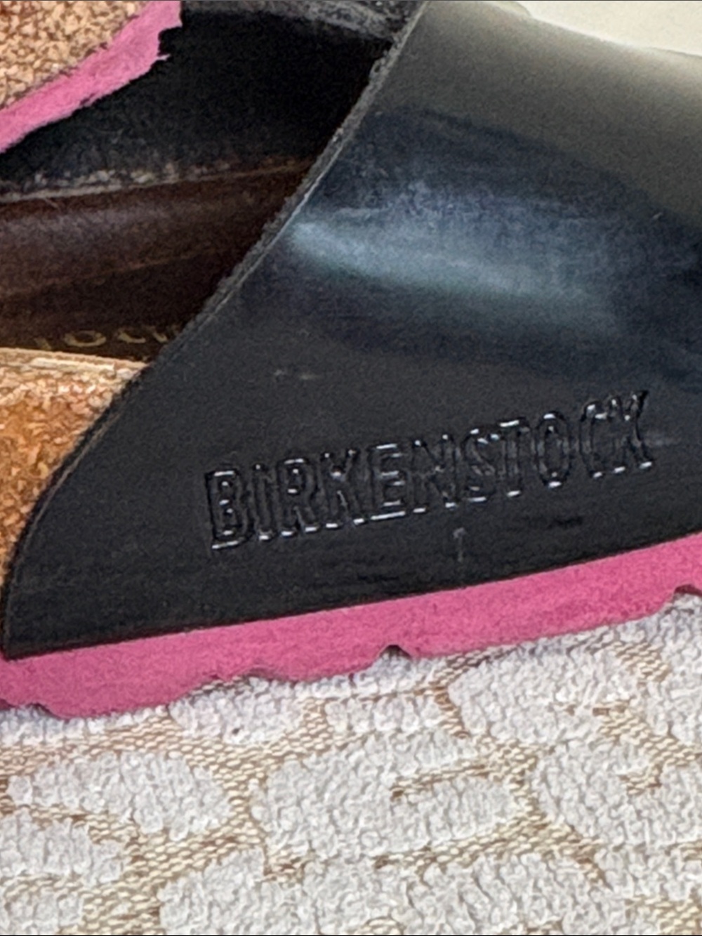 Birkenstock Black Sandals with Fuchsia Soles 40 - Picture 8 of 9